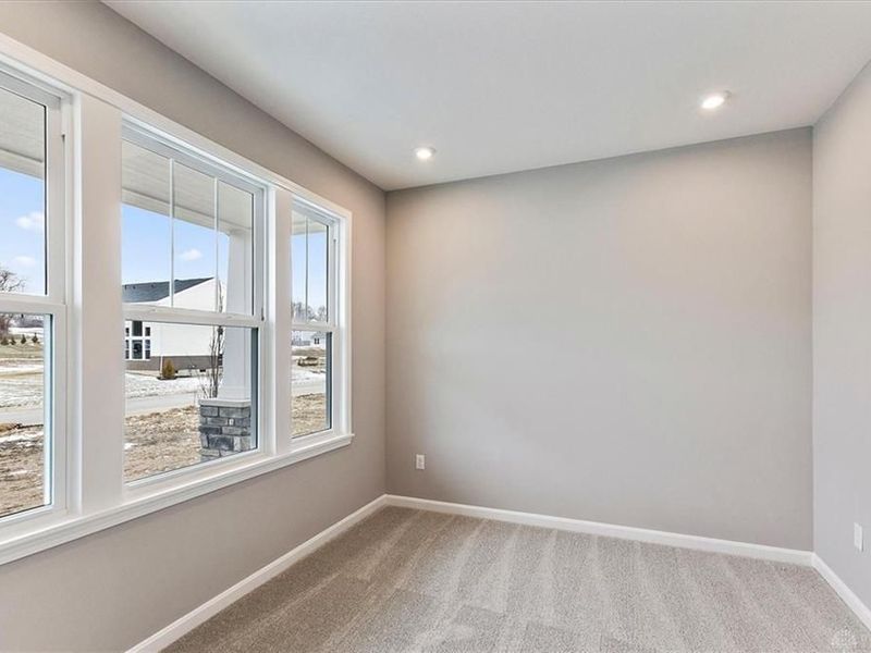 2544 Golden Leaf Drive, Beavercreek, OH 45431 Photo 8