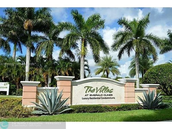 6410 Emerald Dunes Dr, Unit 206, West Palm Beach, FL 33411