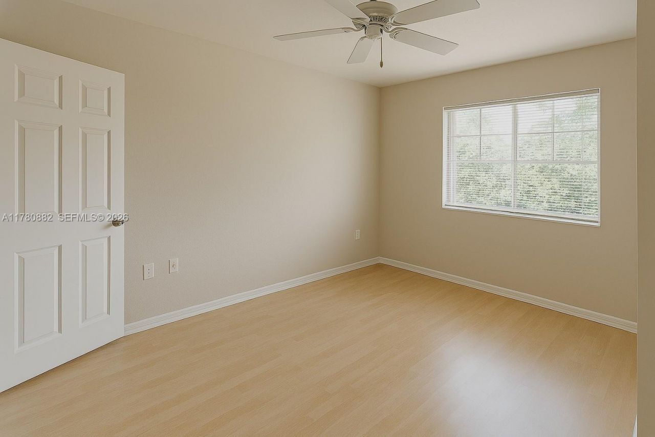 6410 Emerald Dunes Dr, Unit 206, West Palm Beach, FL 33411 Photo