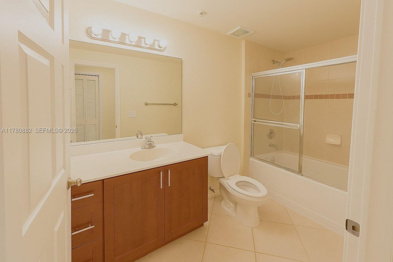 6410 Emerald Dunes Dr, Unit 206, West Palm Beach, FL 33411 Photo