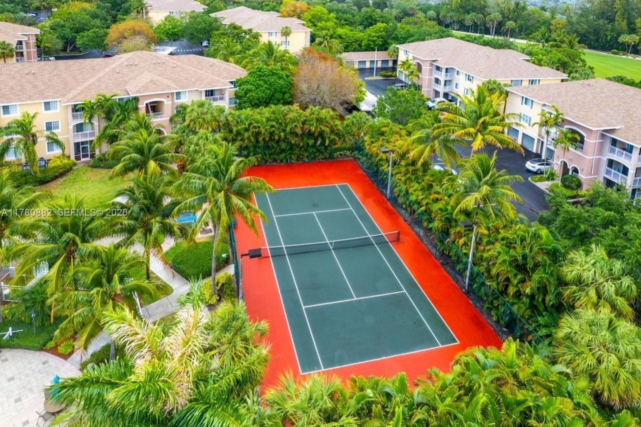6410 Emerald Dunes Dr, Unit 206, West Palm Beach, FL 33411 Photo