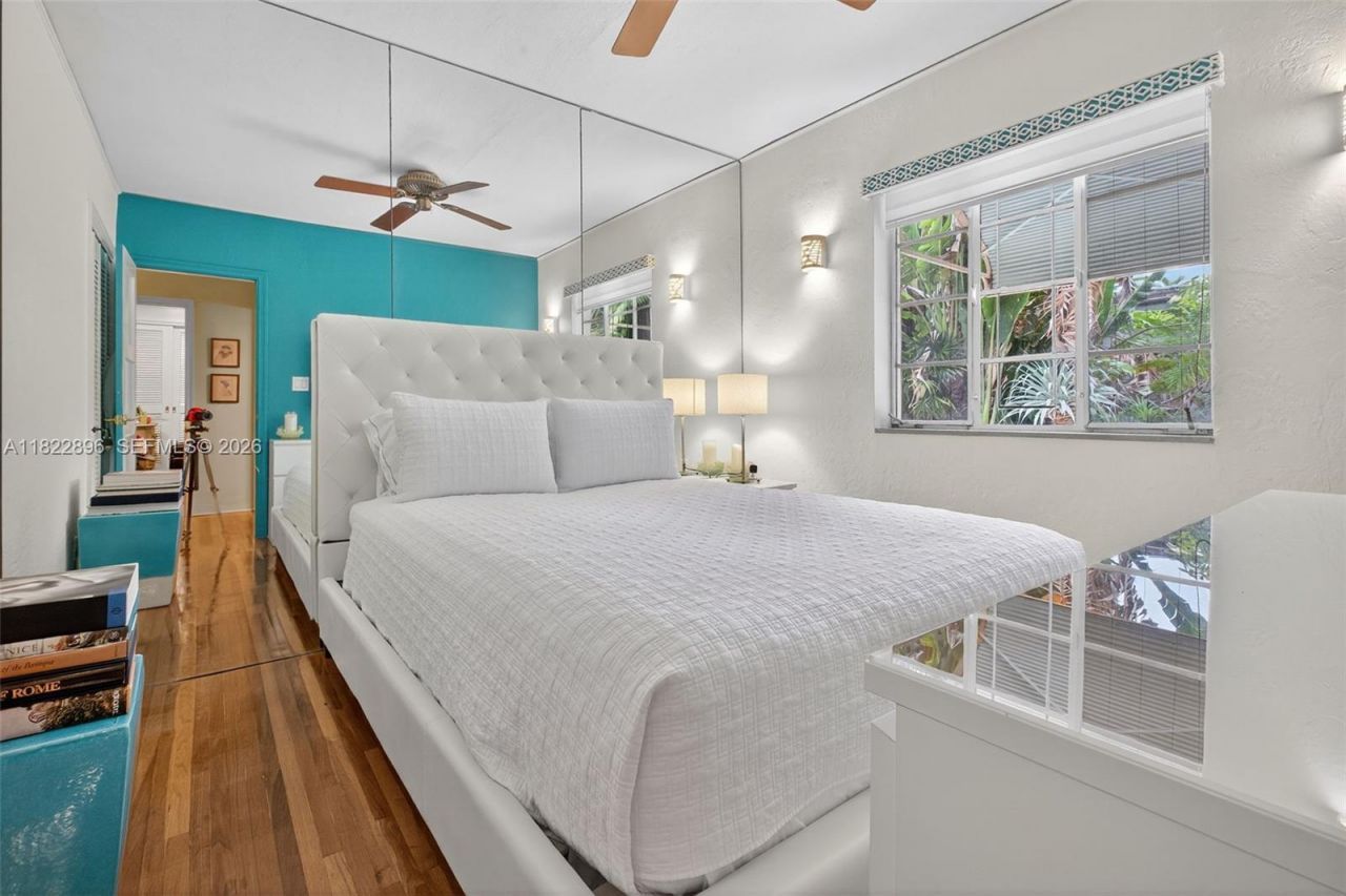 4187 S Le Jeune Rd, Miami, FL 33133 Photo