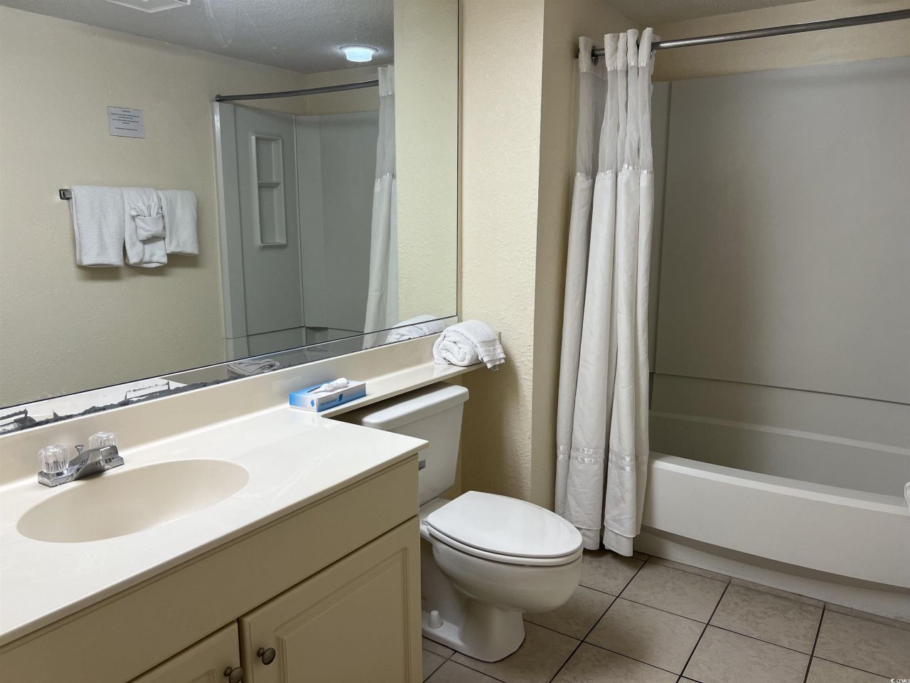 9550 Shore Dr. Photo 9