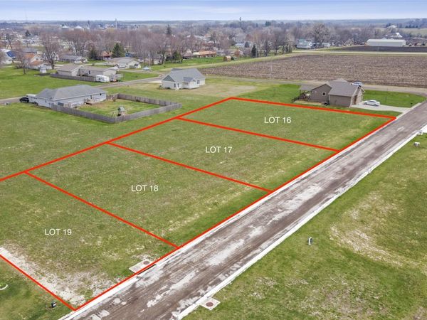 430 Scenic Drive , Truro, IA 50257