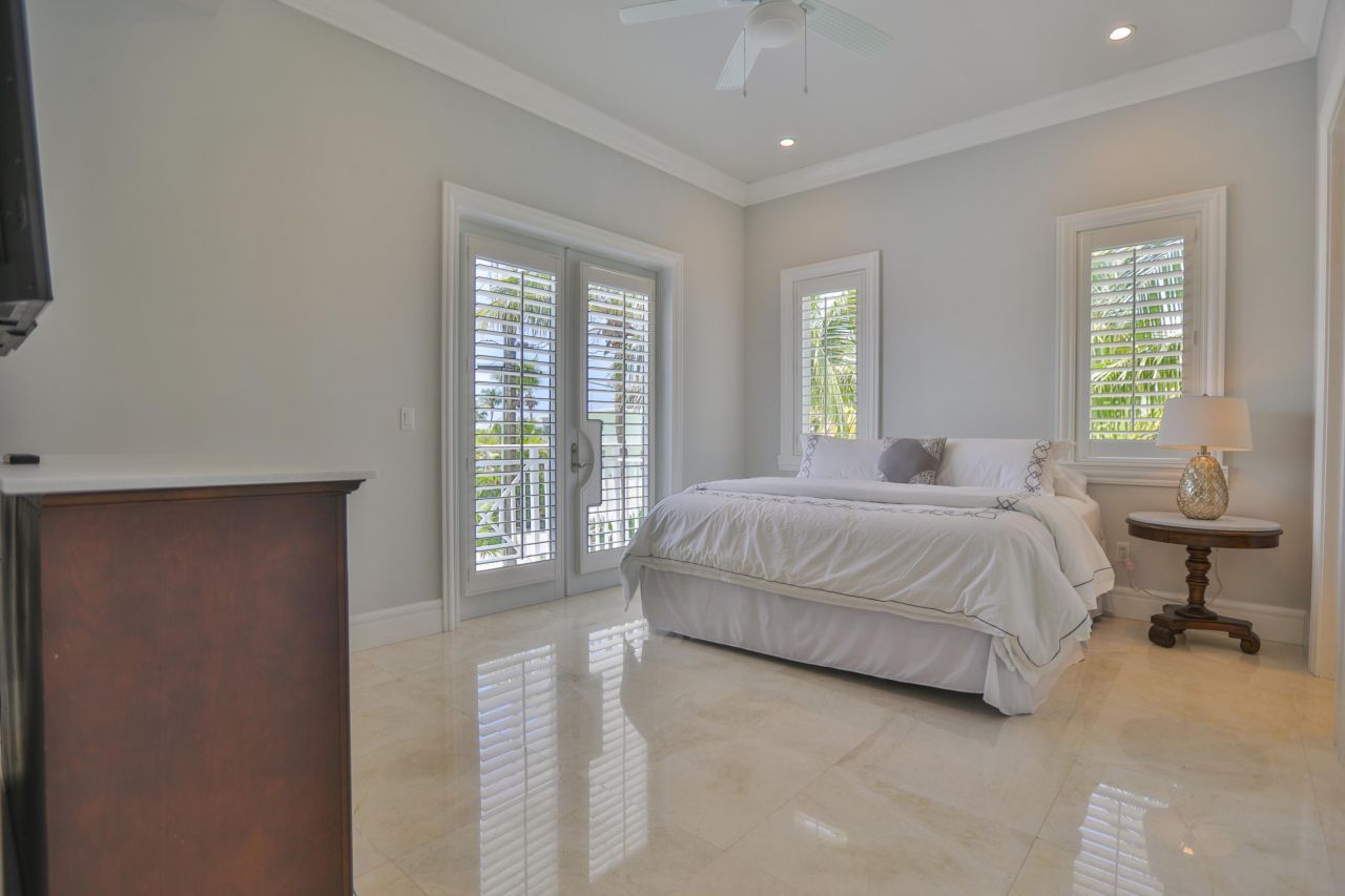 128 Leoni Drive, Islamorada, FL 33036 Photo