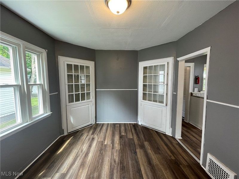 730 Noble Avenue, Akron, OH 44320 Photo 8