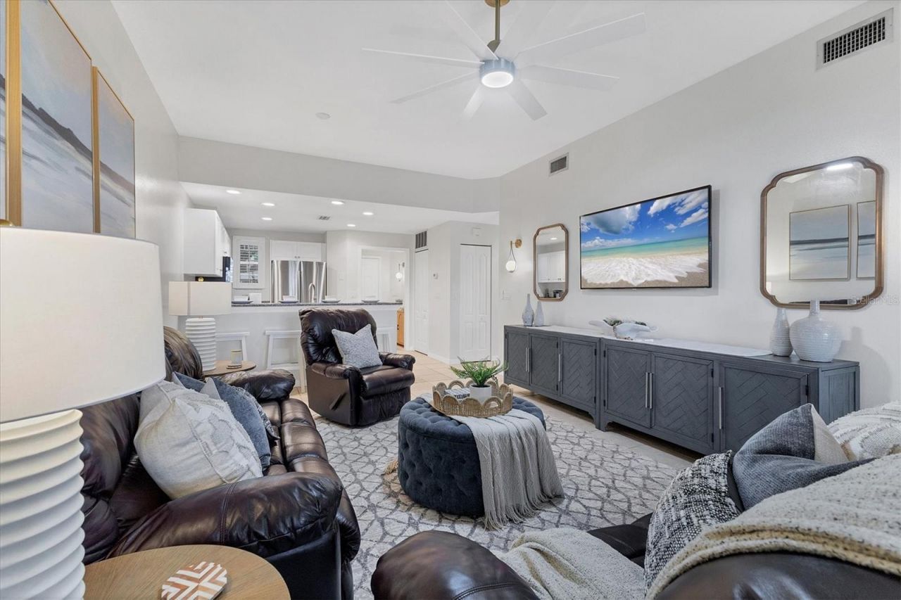 3702 54th Drive W, Unit 103, Bradenton, FL 34210 Photo