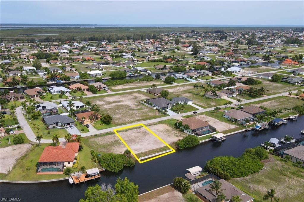 411 NW 35th Pl, Cape Coral, FL 33993 Photo