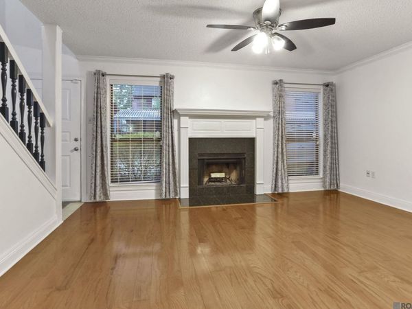 954 Ridgepoint Ct, Unit #15 D, Baton Rouge, LA 70810