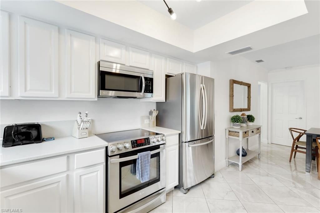 636 98th Ave N, Naples, FL 34108 Photo
