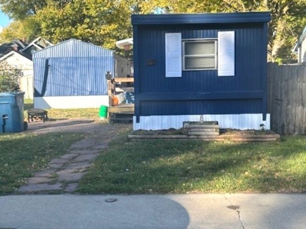 1112 & 1112 1/2 BUTLER Street, Morris, IL 60450