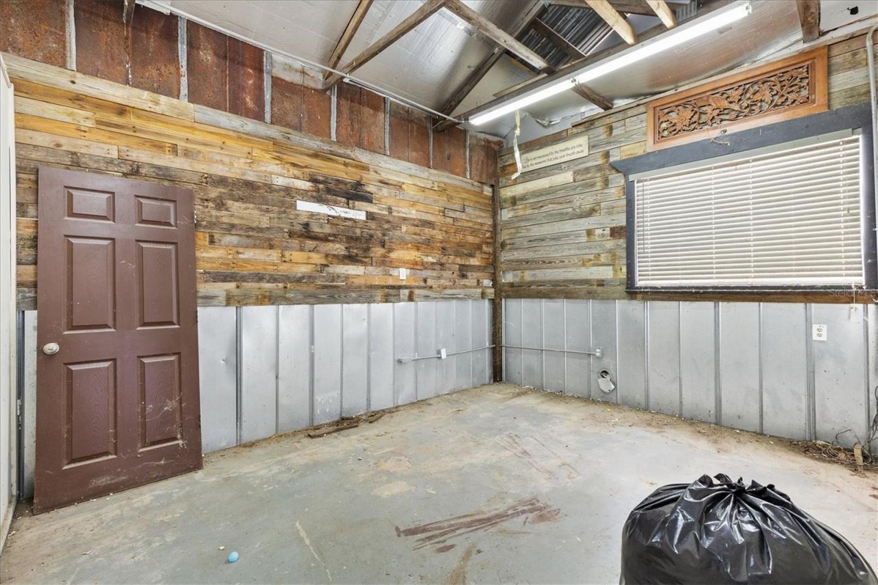 10973 N Us Highway 301, Oxford, FL 34484 Photo