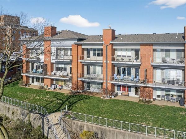 5310 Chouteaus Bluff Drive, Unit 5310, St Louis, MO 63111