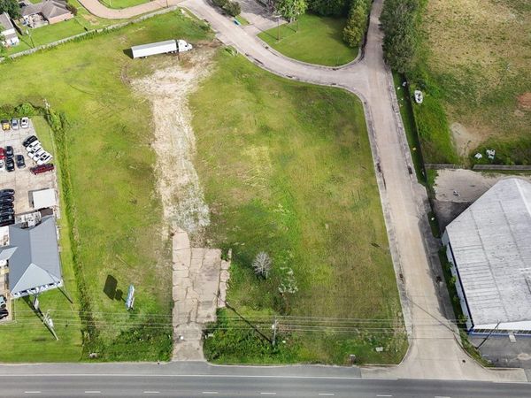 801 SW Florida Ave, Denham Springs, LA 70726