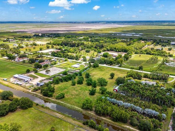 16526 Hollow Tree Lane, Wellington, FL 33470