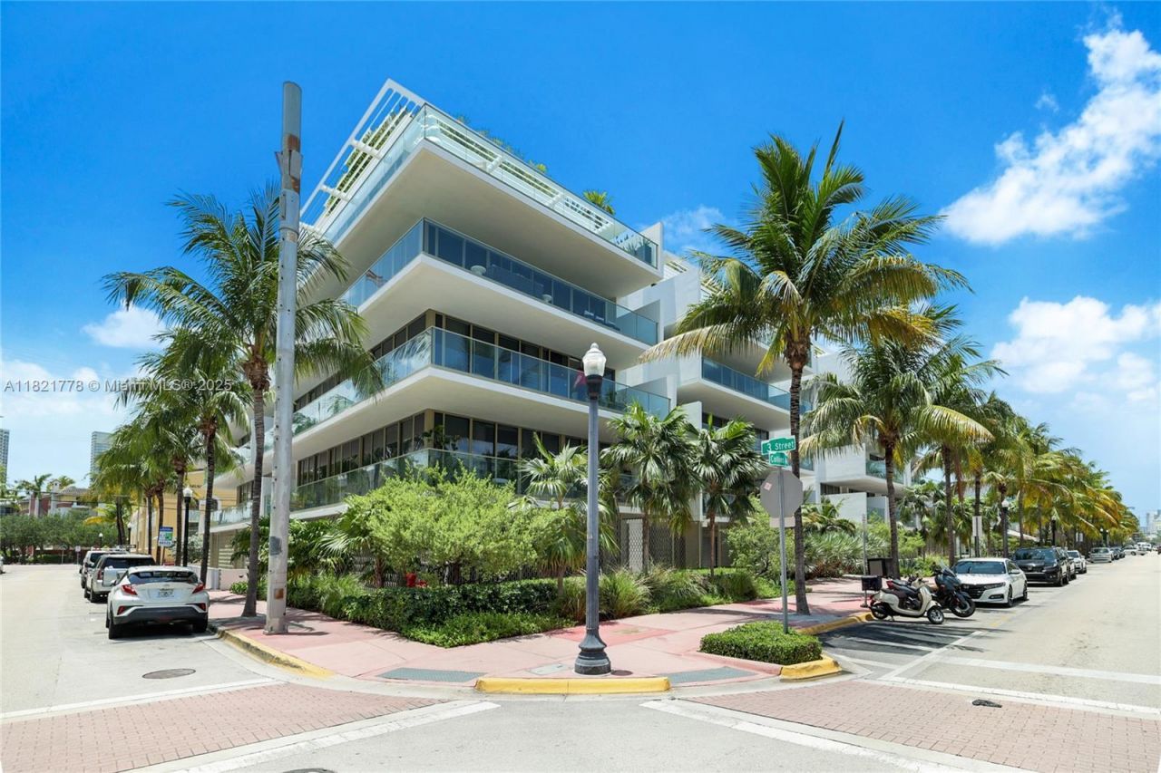 300 Collins Ave, Unit 3D, Miami Beach, FL 33139 Photo