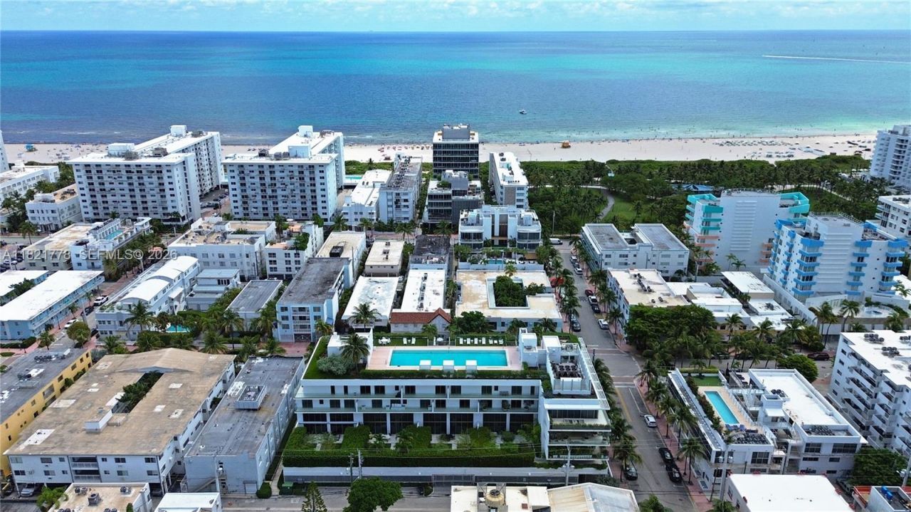 300 Collins Ave, Unit 3D, Miami Beach, FL 33139 Photo