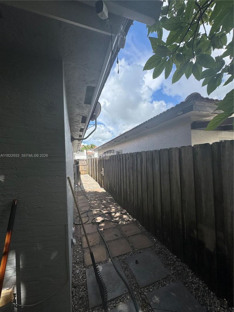 1281 NE 41st Pl, Homestead, FL 33033 Photo