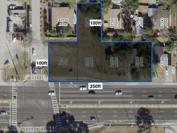 6802 E DR MARTIN LUTHER KING JR BOULEVARD, TAMPA, FL 33619