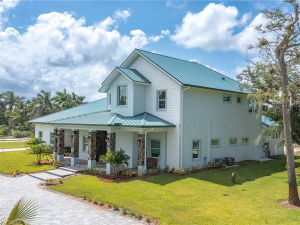 256 Price ST, NAPLES, FL 34113