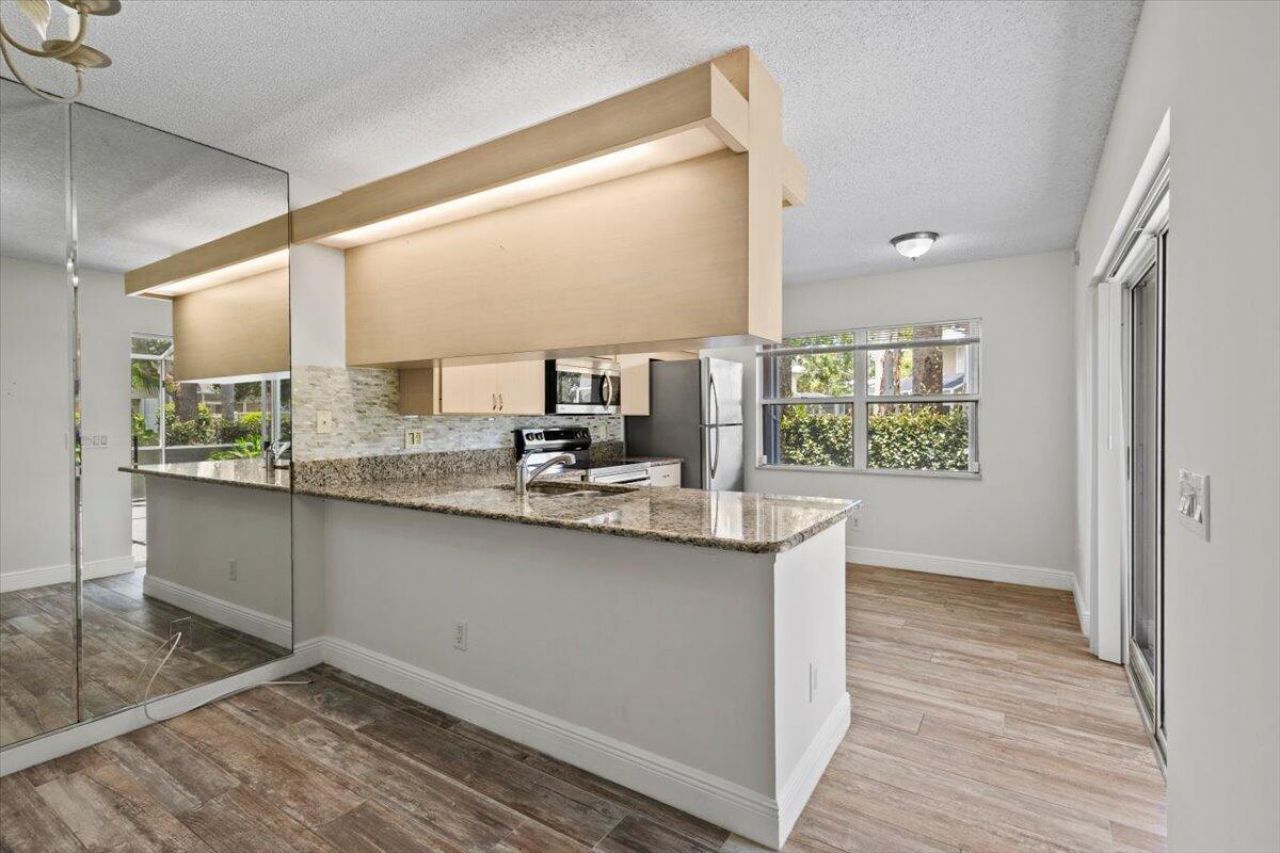 2846 SW Lakemont Place, Palm City, FL 34990 Photo