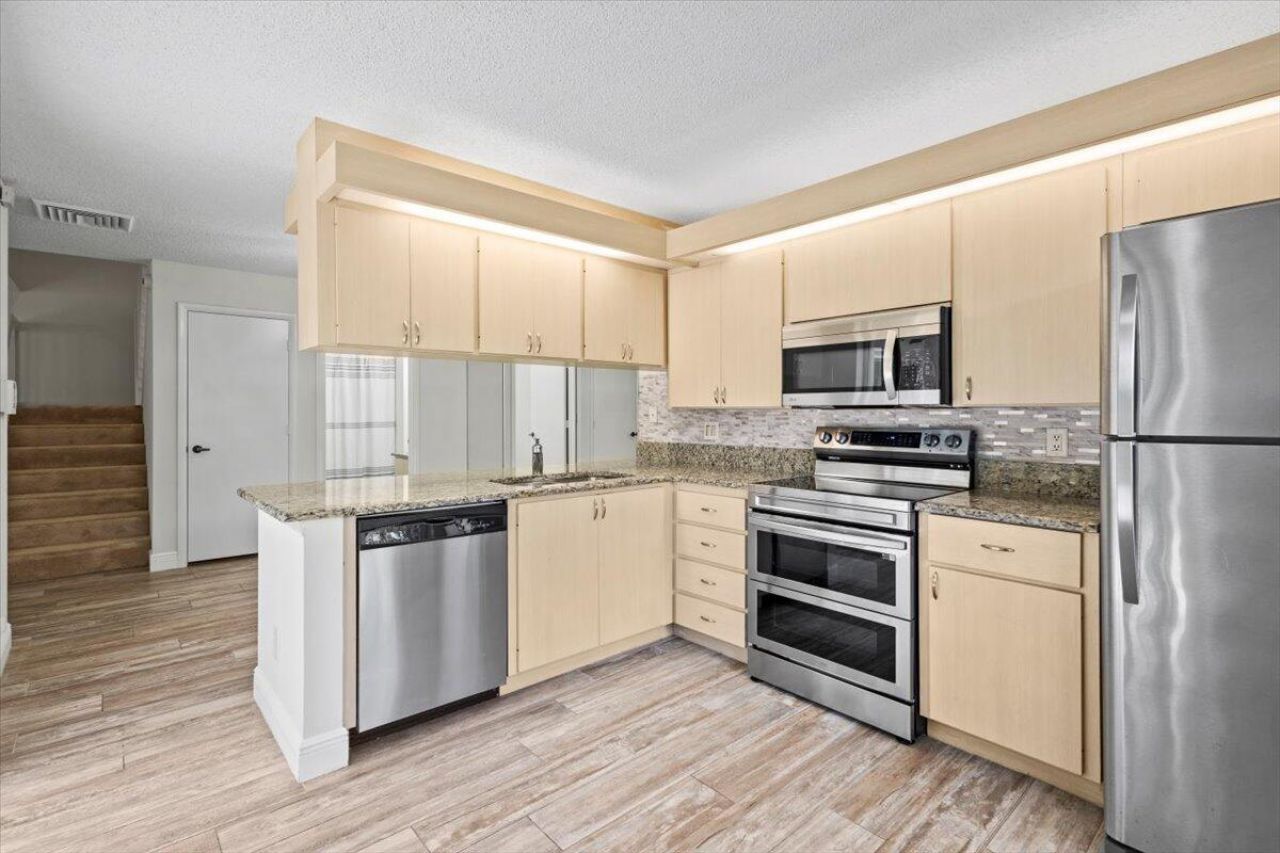 2846 SW Lakemont Place, Palm City, FL 34990 Photo