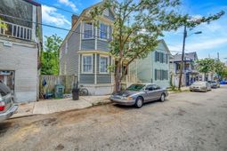 66 America Street photo 4