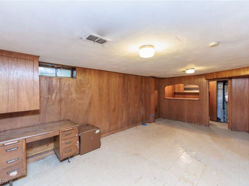 2375 Glendon Road, Cleveland, OH 44118 Photo 39