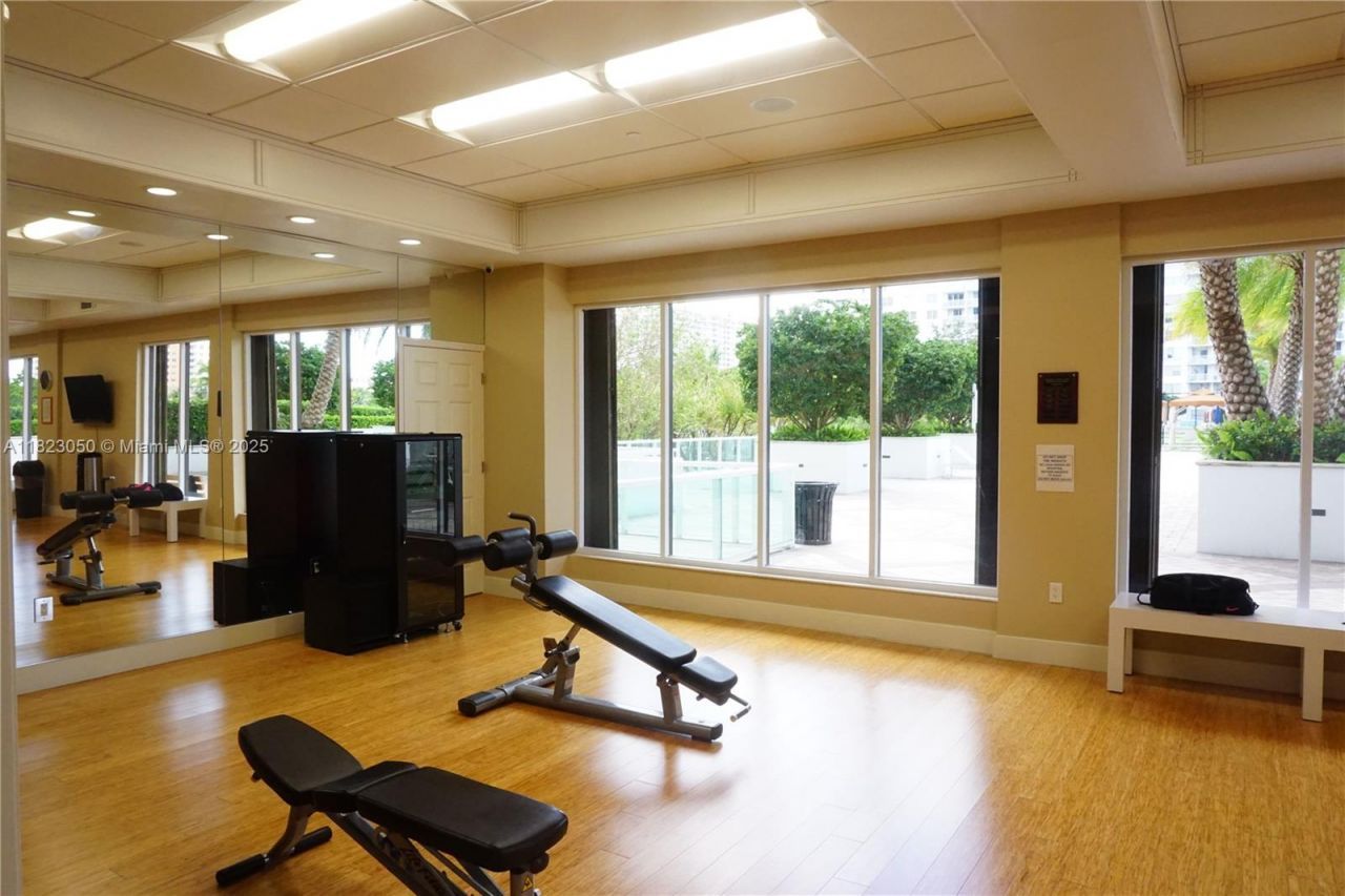 2851 NE 183rd St, Unit 1812E, Aventura, FL 33160 Photo