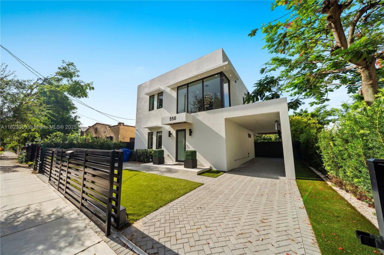 550 NW 42nd St, Miami, FL 33127 Photo
