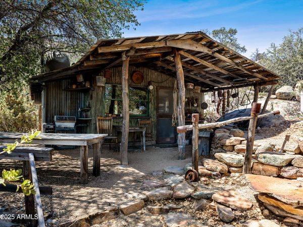 0000 S Monica Mine Road, Unit 5, Peeples Valley, AZ 86332