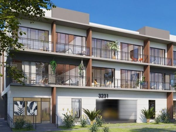 3231 SW 23rd St, Miami, FL 33145