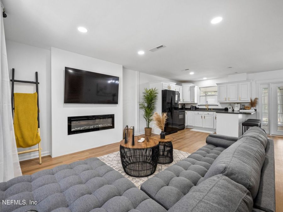 Property Image 86