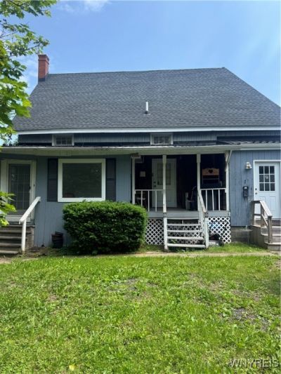 38 N Main Street, Middleport, NY 14105 Main Photo