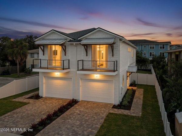 722 2ND Avenue N, Jacksonville Beach, FL 32250