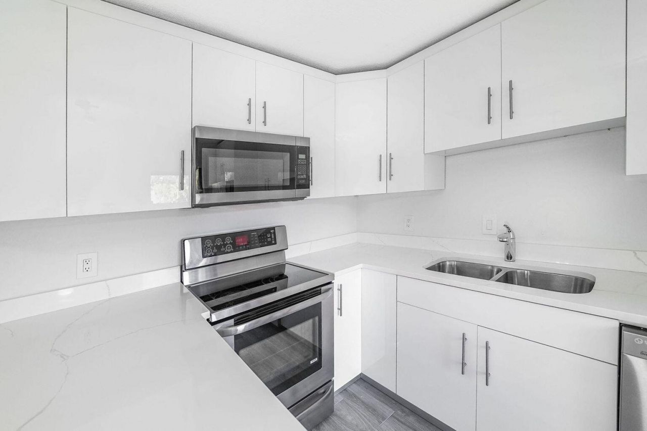 825 Center Street, Unit 32a, Jupiter, FL 33458 Photo