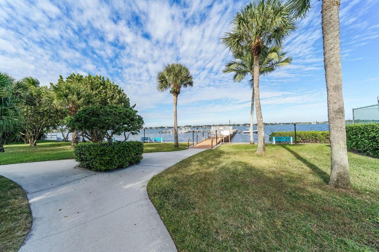 825 Center Street, Unit 32a, Jupiter, FL 33458 Photo