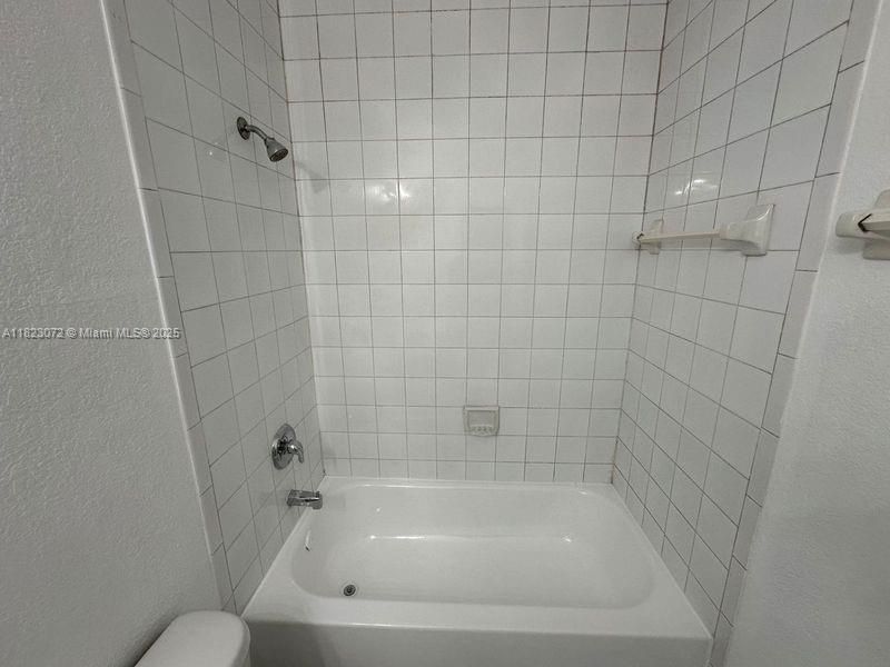 1661 SE 29th Ct, Unit 206, Homestead, FL 33035 Photo