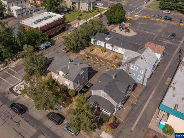 420 4th (-430 1/2) Av SW, Albany, OR 97321