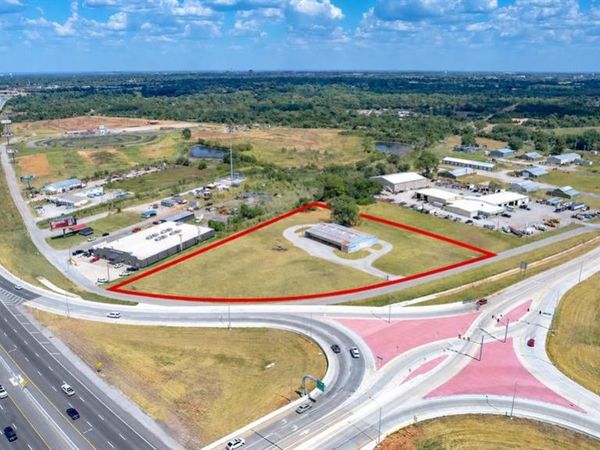 1037 W Adkins Hill Road, Norman, OK 73072