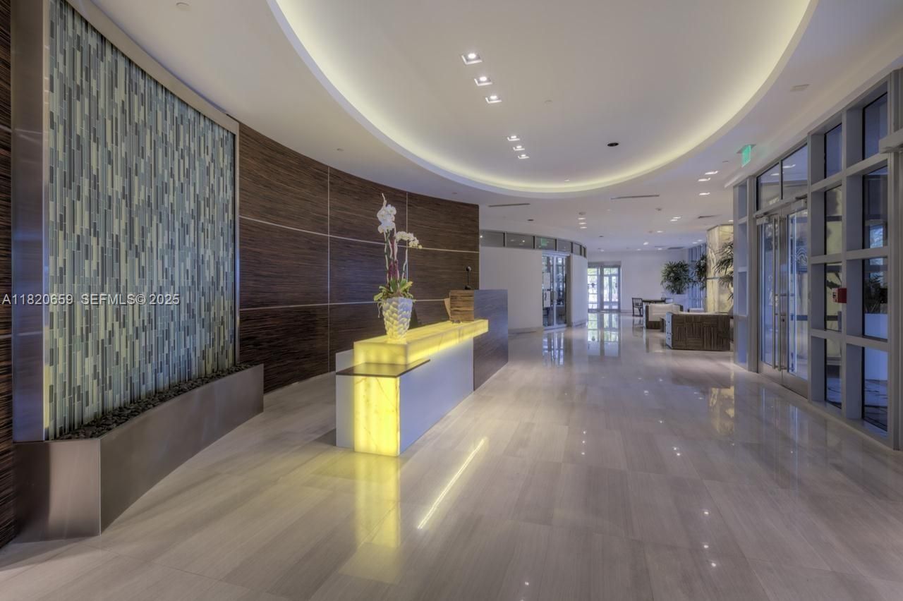 1330 West Ave, Unit 3007, Miami Beach, FL 33139 Photo