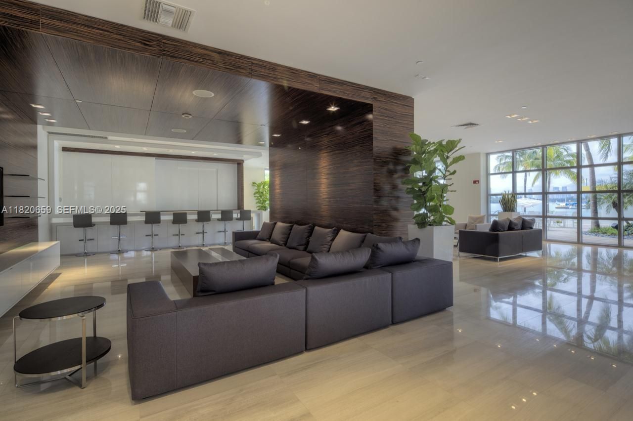 1330 West Ave, Unit 3007, Miami Beach, FL 33139 Photo