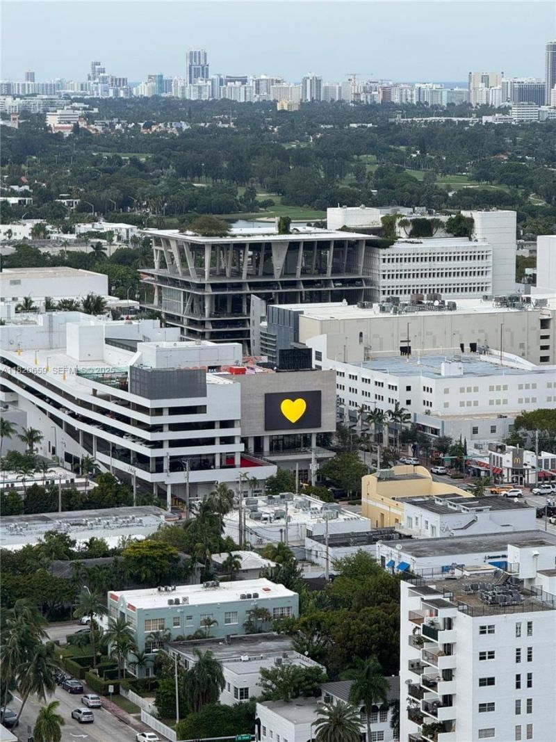 1330 West Ave, Unit 3007, Miami Beach, FL 33139 Photo