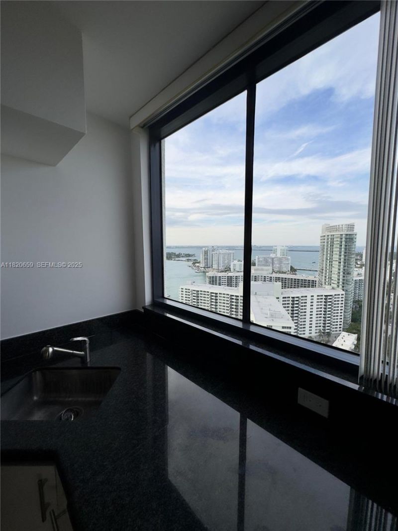 1330 West Ave, Unit 3007, Miami Beach, FL 33139 Photo