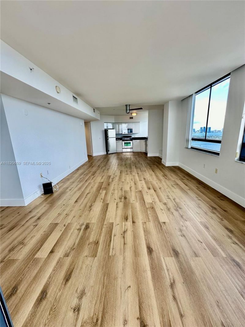 1330 West Ave, Unit 3007, Miami Beach, FL 33139 Photo