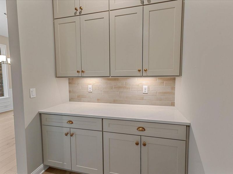 2504 Bent Grass Drive, Beavercreek, OH 45431 Photo 7