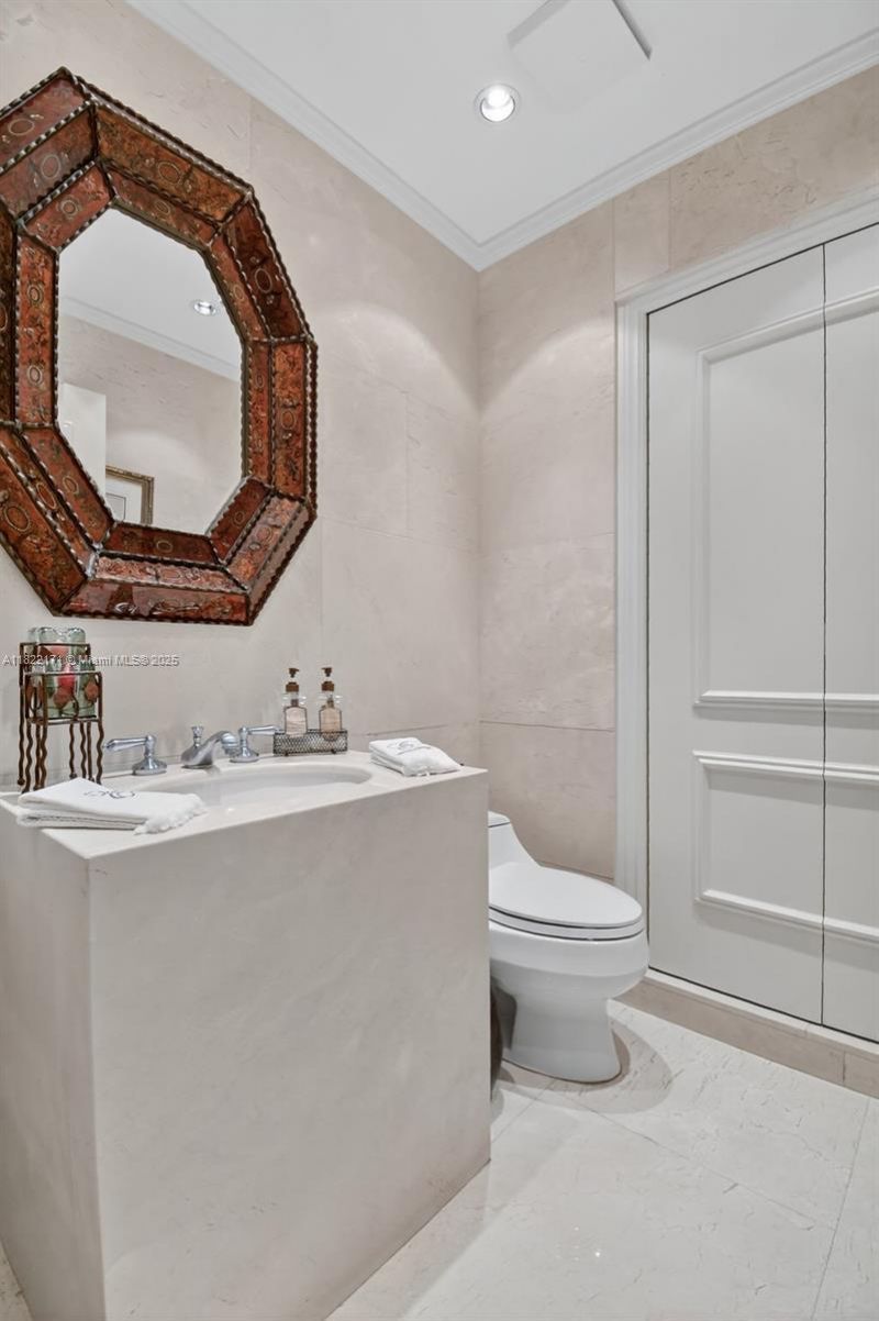 19925 NE 39th Pl, Unit 404, Aventura, FL 33180 Photo