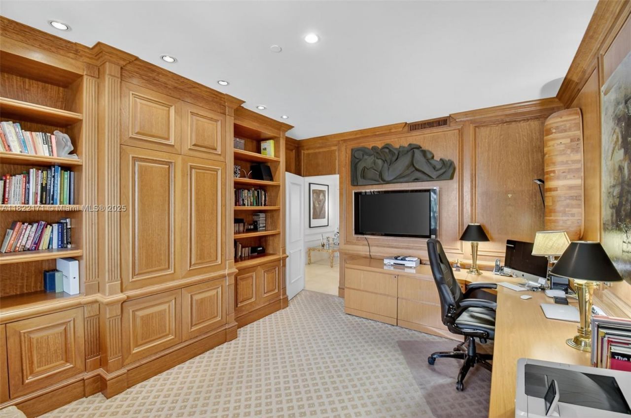 19925 NE 39th Pl, Unit 404, Aventura, FL 33180 Photo