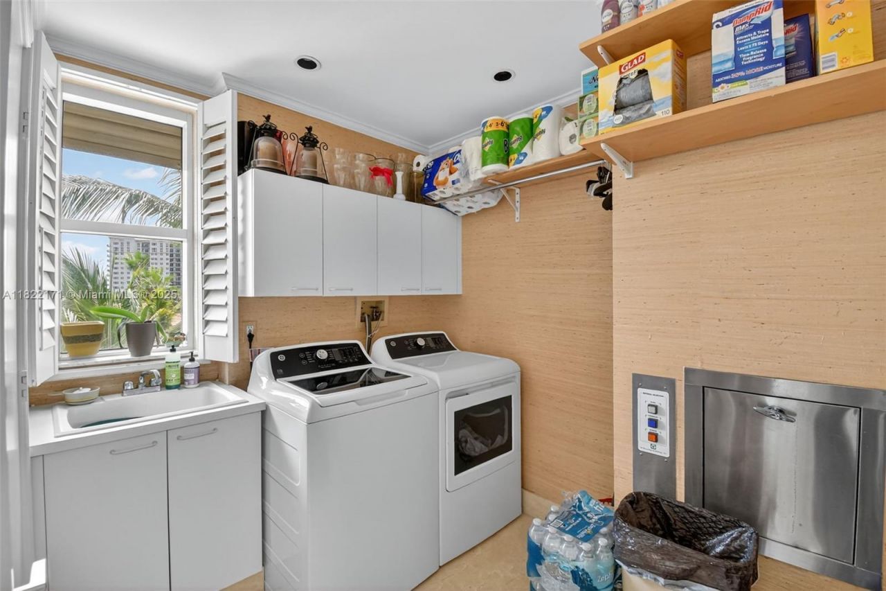 19925 NE 39th Pl, Unit 404, Aventura, FL 33180 Photo