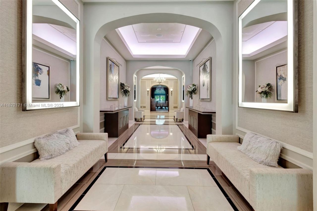 19925 NE 39th Pl, Unit 404, Aventura, FL 33180 Photo